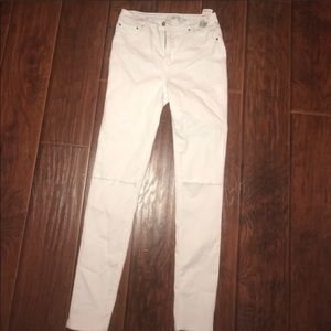 Forever21 Contemporary White Ripped Knee Skinnys